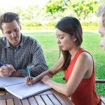 Cum faci programul unei vacanțe în grup fără discuții