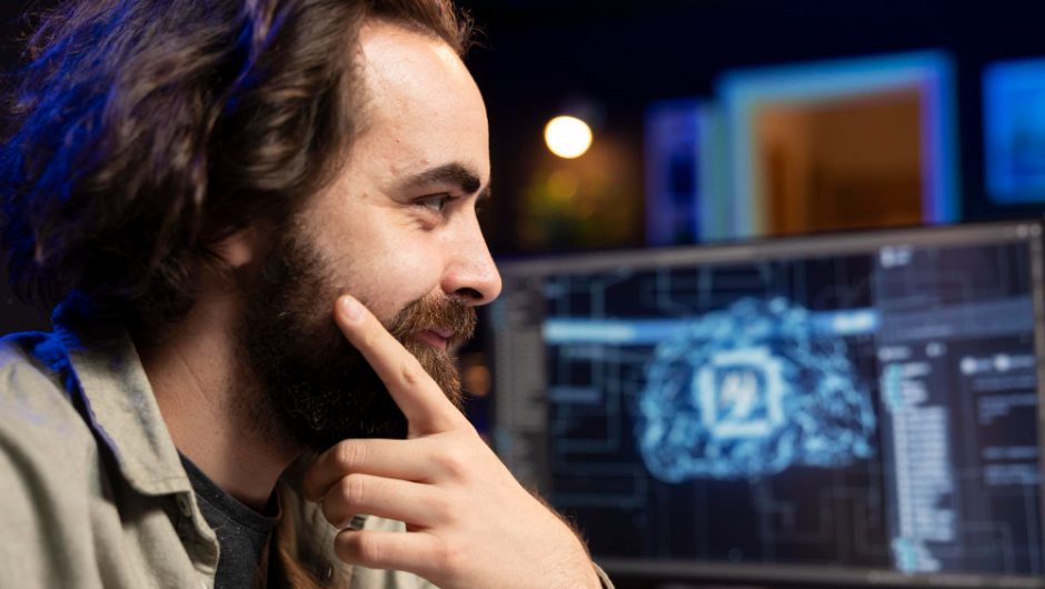 Memoria HBM: de ce este importantă pentru acceleratoarele de inteligență artificială