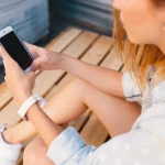 Cum alegi un smartphone cu autonomie bună pentru o zi întreagă